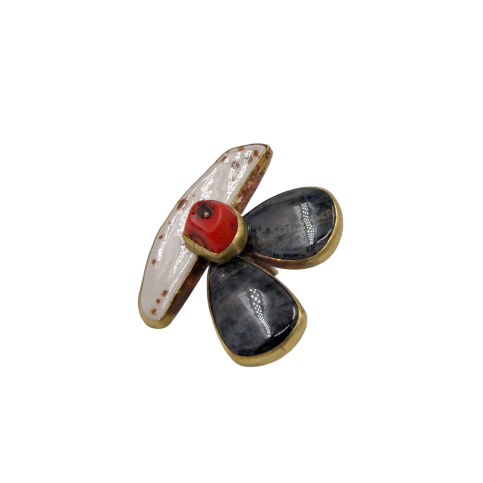 Ceramic Design Ring with Coral and Moonstone Details and Flower Shape